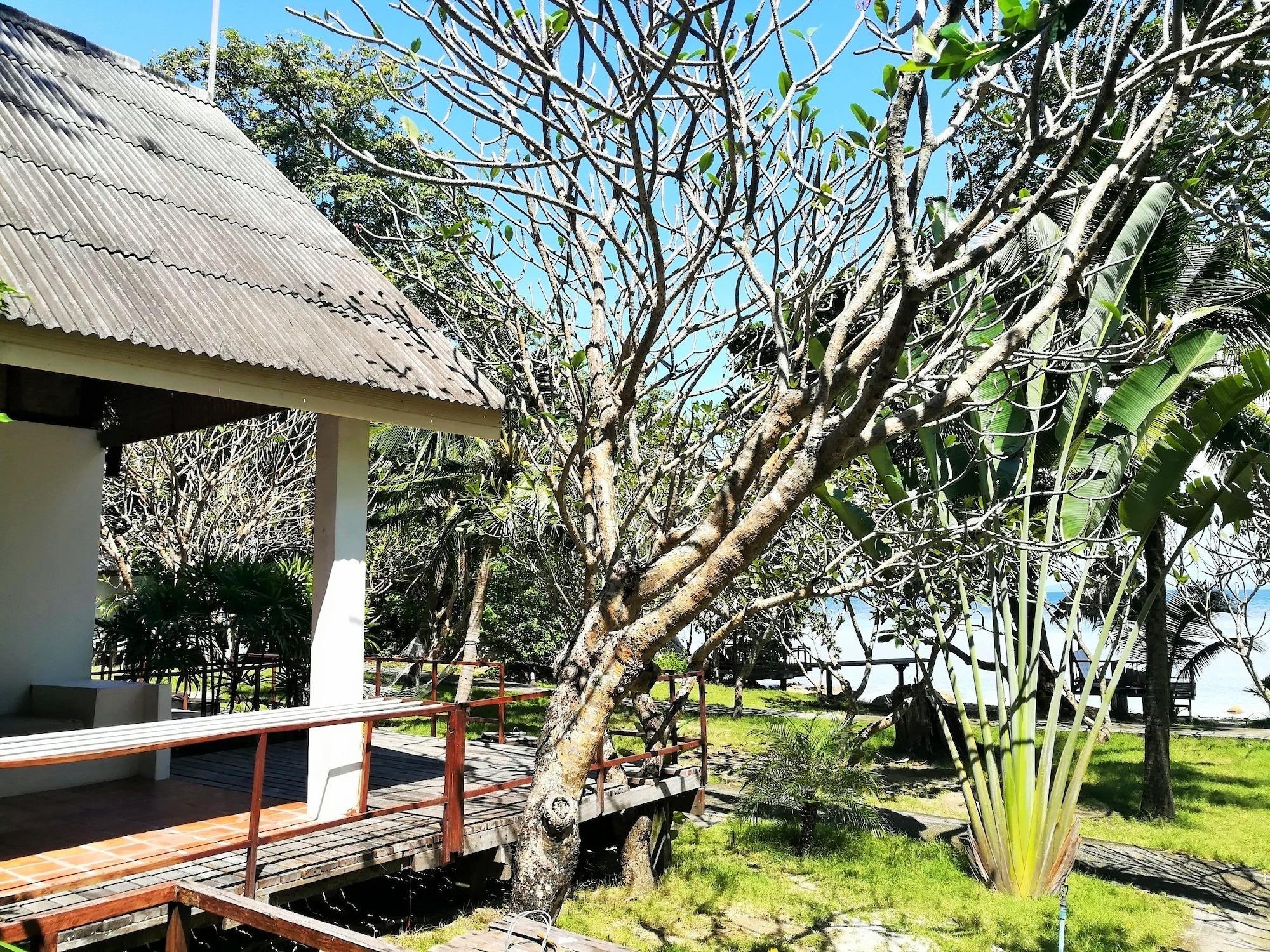 Koh Munnork Private Island Hotel Bagian luar foto