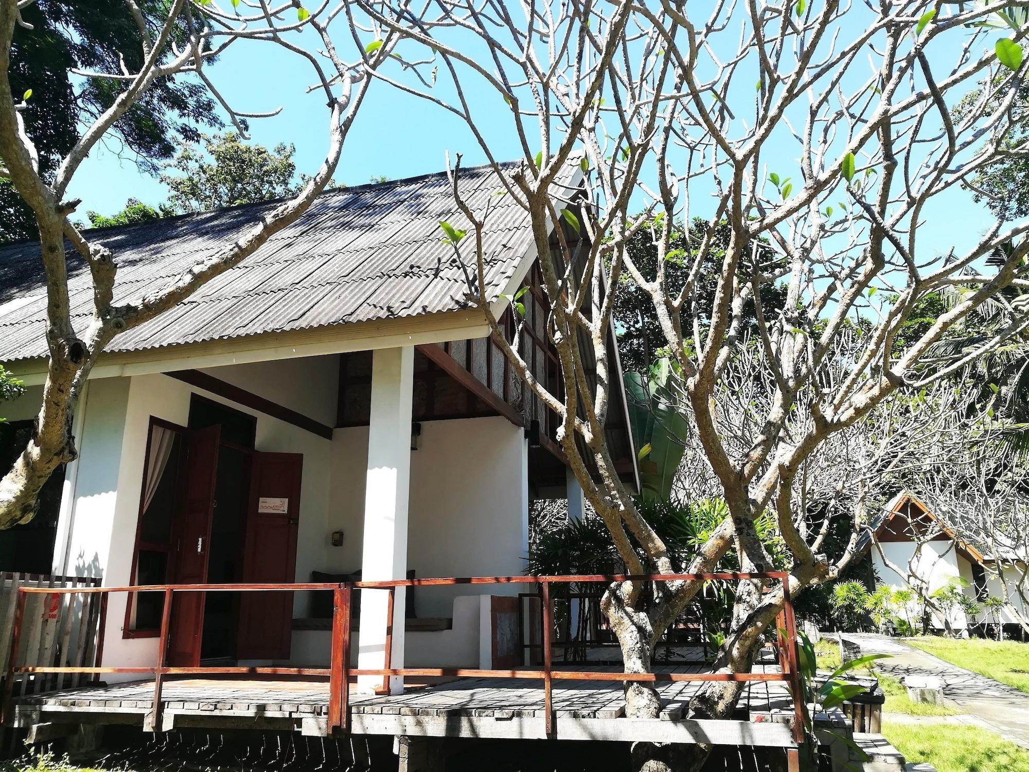 Koh Munnork Private Island Hotel Bagian luar foto