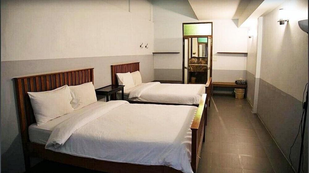Koh Munnork Private Island Hotel Bagian luar foto