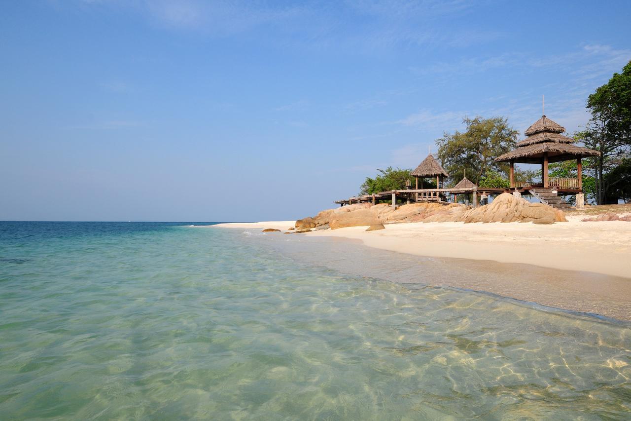 Koh Munnork Private Island Hotel Bagian luar foto