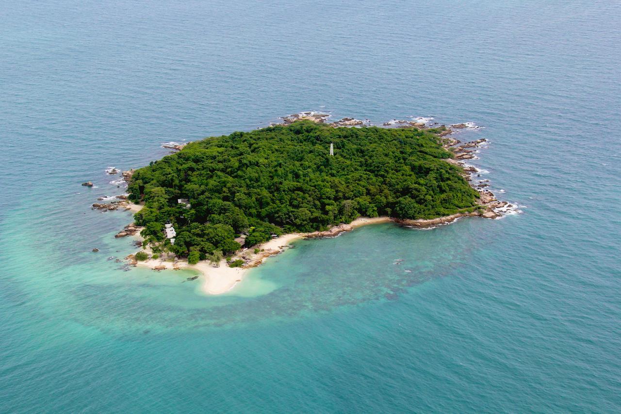 Koh Munnork Private Island Hotel Bagian luar foto