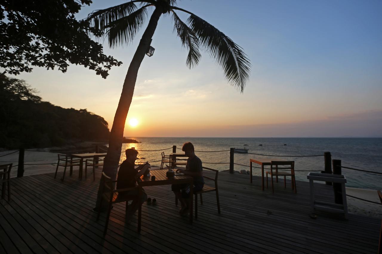 Koh Munnork Private Island Hotel Bagian luar foto